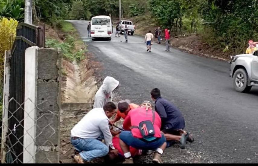 Ataque a autobús de Minera Panamá: Conductor fue amordazado y un vehículo fue dañado en Colón 7