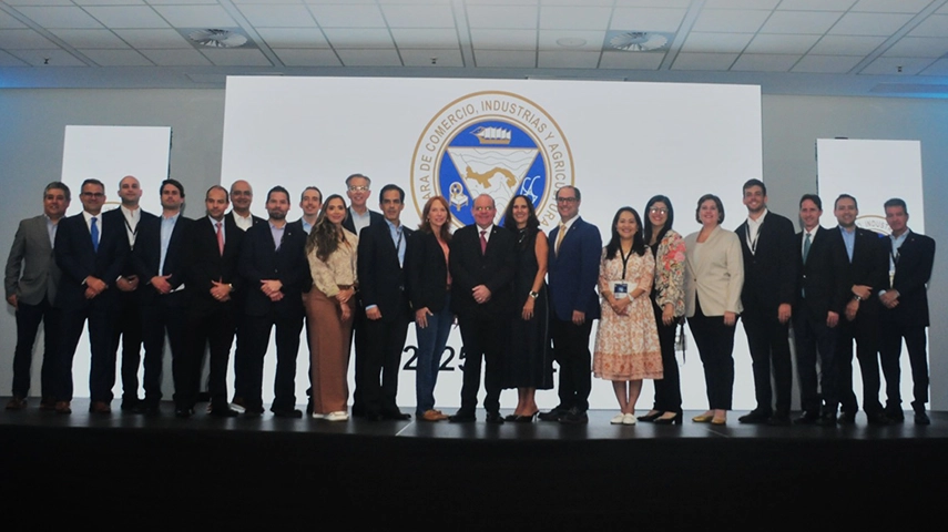 Featured image for “Juan Alberto Arias Strunz es reelecto presidente de la CCIAP y consolida su liderazgo empresarial”