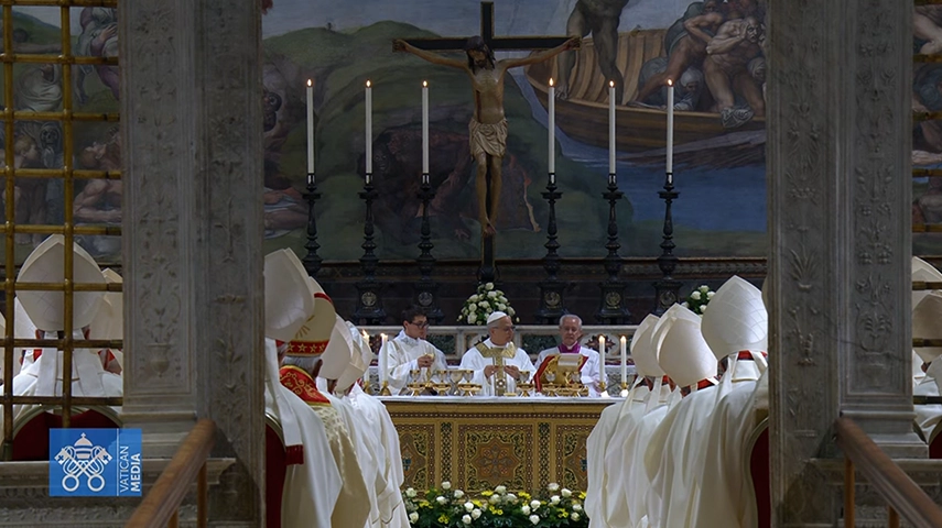 Featured image for “León XIV comienza su pontificado con una misa multilingüe centrada en la humildad y la misión”