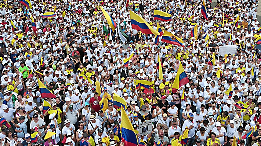 PANAMA EN DIRECTO - De blanco y en silencio, Colombia levanta la voz contra la violencia política