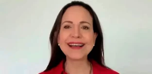 Panamá en Directo | “La voz de la resistencia venezolana resuena en Miami: María Corina Machado desafía al régimen desde la clandestinidad”