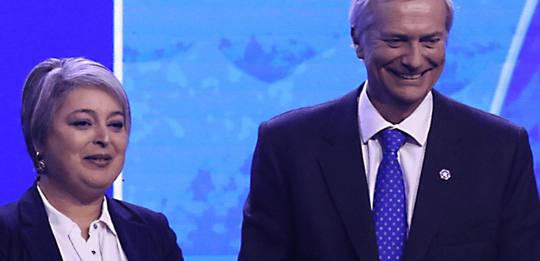 PANAMA EN DIRECTO - Chile se encamina a una segunda vuelta entre Jeannette Jara y José Antonio Kast tras una intensa jornada electoral