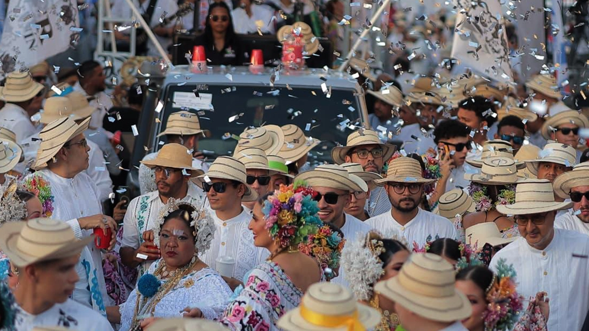 PANAMA EN DIRECTO - Récord de asistencia y millonario impacto económico deja el Desfile de las Mil Polleras
