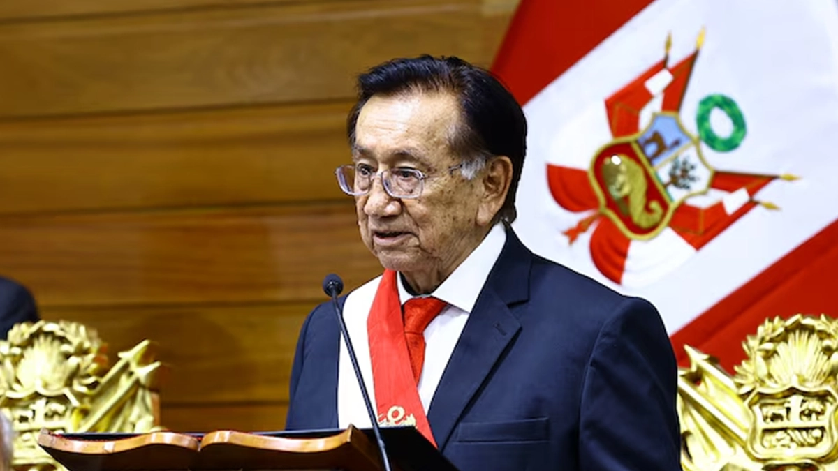 Featured image for “Balcázar asume la Presidencia de Perú tras votación decisiva en el Congreso”