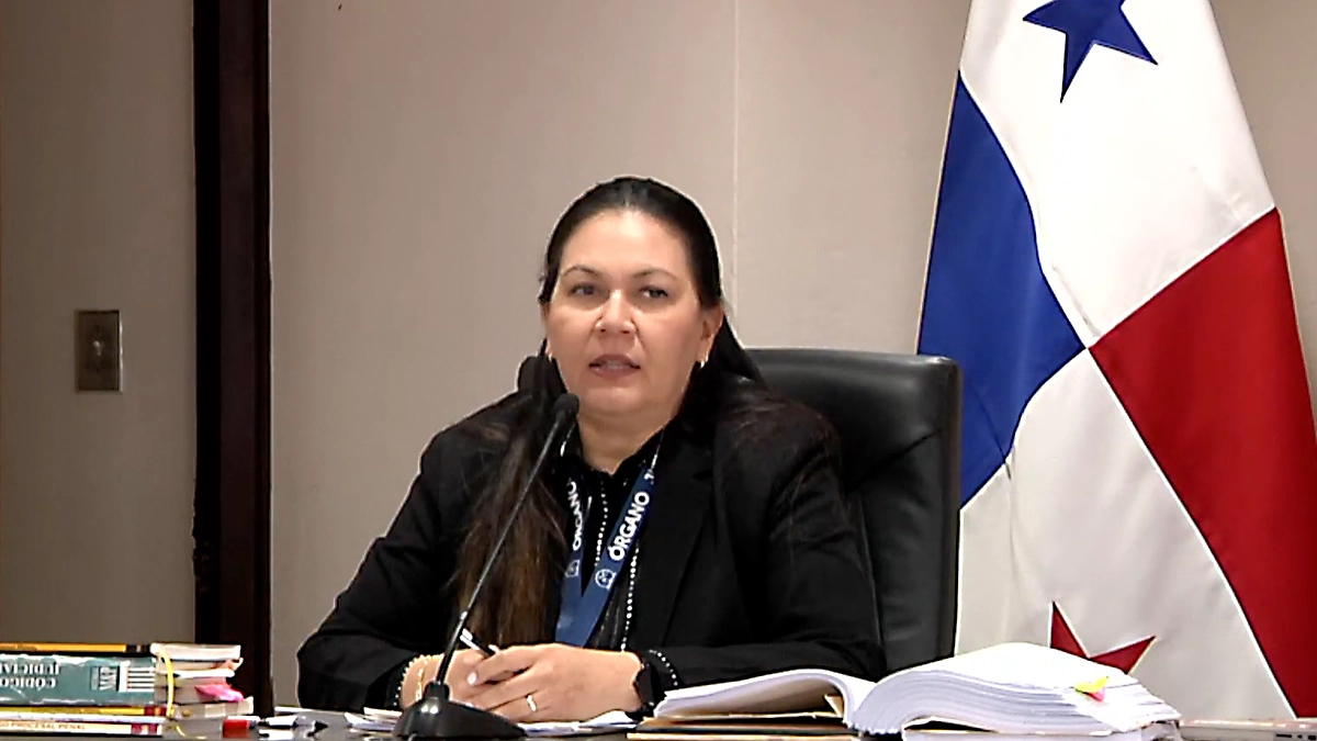 Imagen destacada para “Peritaje contable describe movimientos financieros de empresas ligadas a Jaime Lasso”