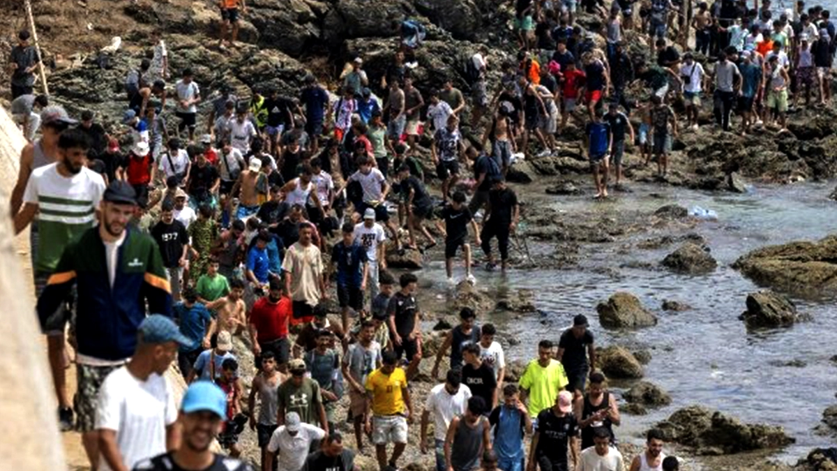 Featured image for “Desinformación en redes impulsó la llegada masiva de migrantes a Ceuta”